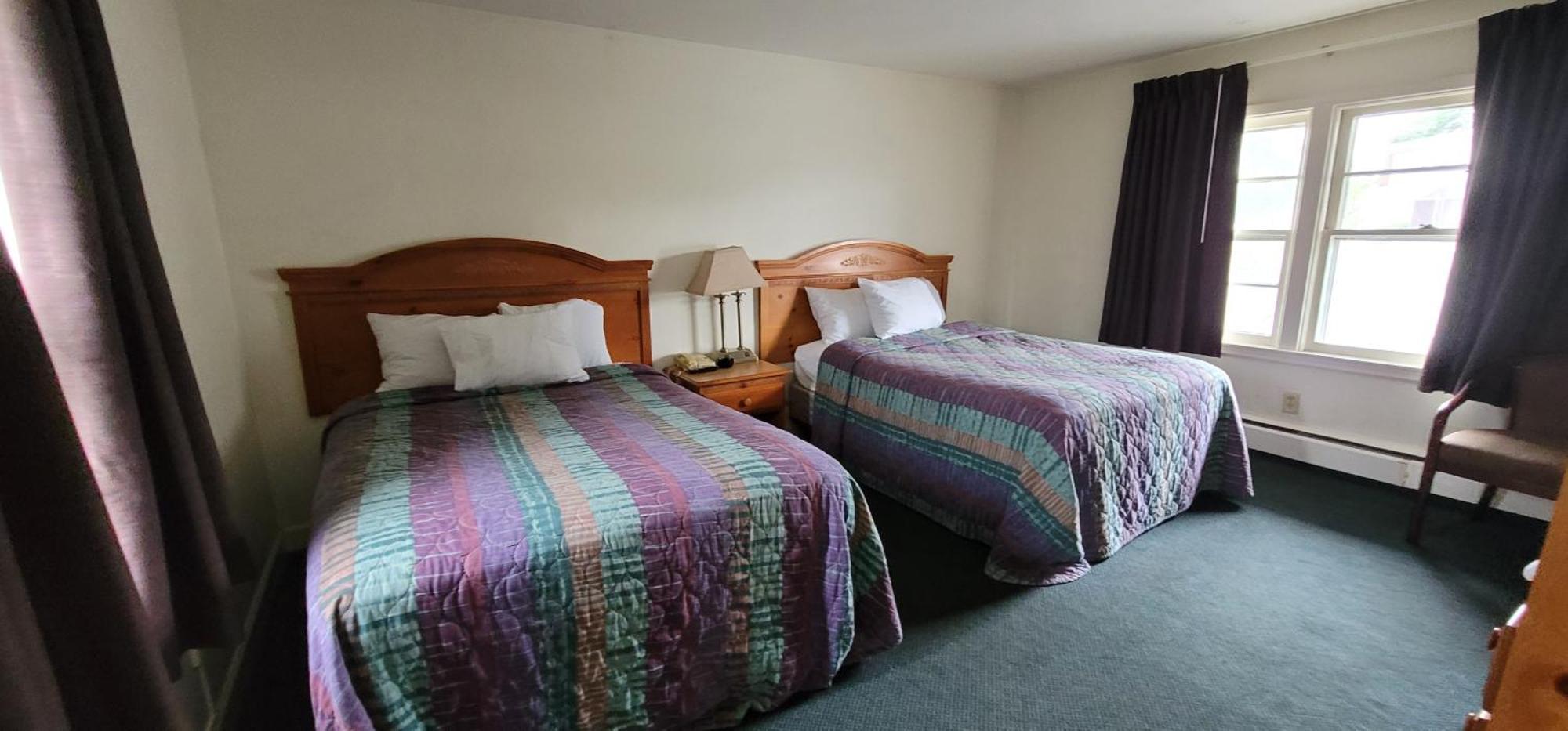 Town & Country Inn Сіконк Екстер'єр фото